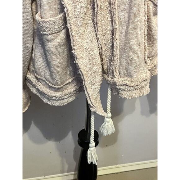 FP Beach Free People Mara Cardi •M• Terry Taupe Pink Puff Sleeve Tassel Jacket - Picture 9 of 15